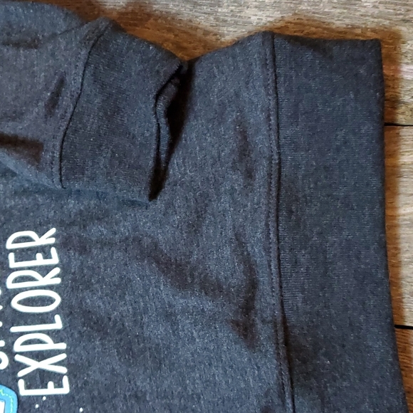 Cat & Jack long sleeve S (6/7) glow-in-the-dark Space Rocket gray top - Picture 5 of 10